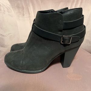 Black heeled booties